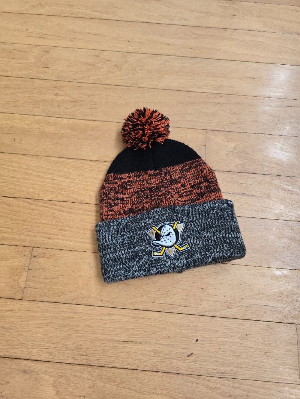 '47 | Mighty Ducks NHL hockey orange knit pom-pom beanie
